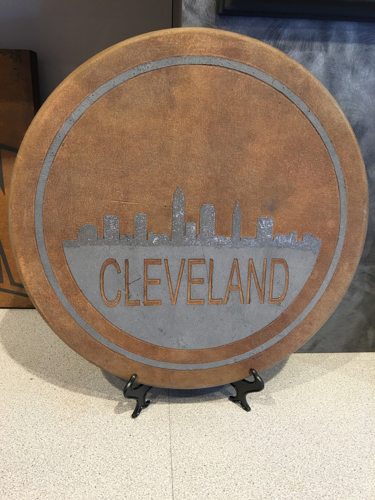 Cleveland Round Glitz - Shirley's Loft